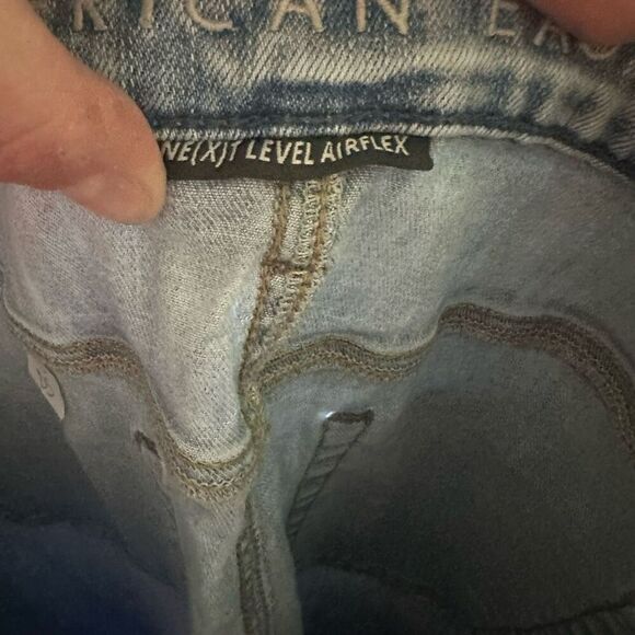 American Eagle destroyed athletic normcore 30x32 jeans - Picture 3 of 4